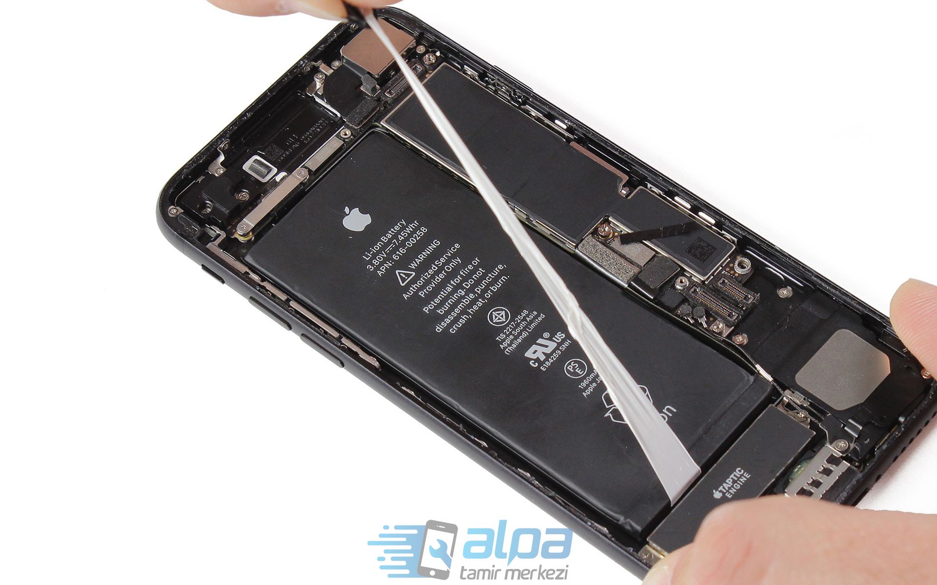 iPhone 7 Batarya Değişimi Fiyatı 649 TL