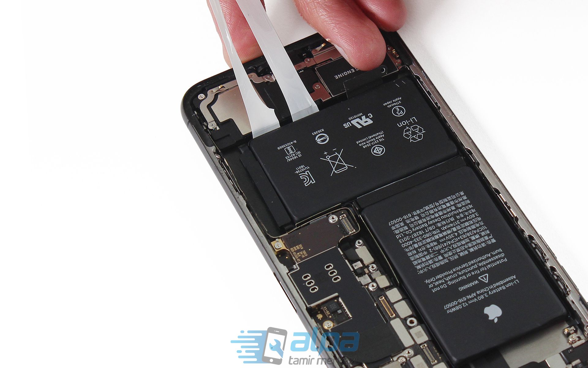 iPhone XS Max Batarya Değişimi Fiyatı